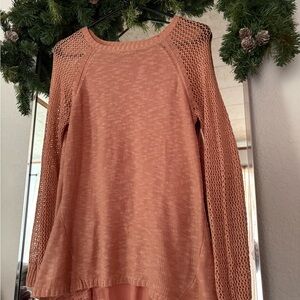 Taylor & Sage Coral Knit Top